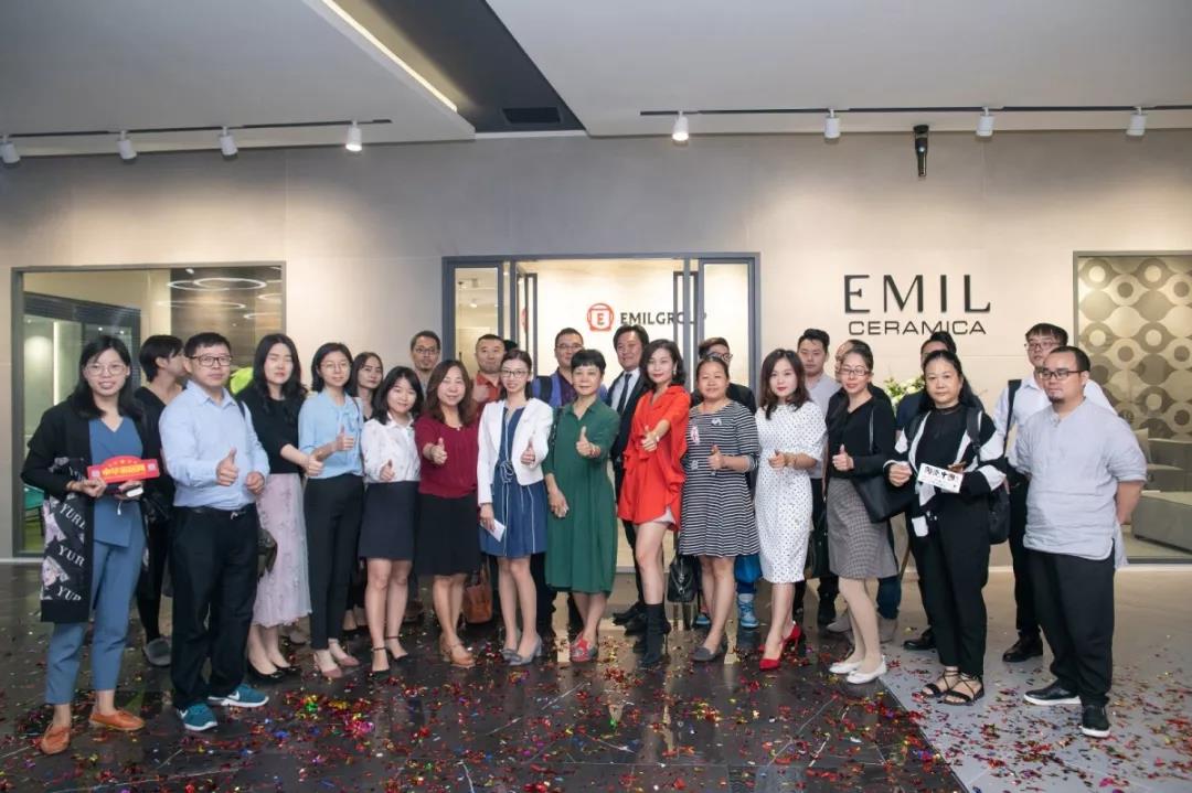 EMIL瓷砖中国区运营启动仅1周，已成功签下超10个客户2.jpg